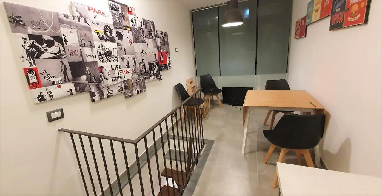 Center Living Apartment Katania 0*,