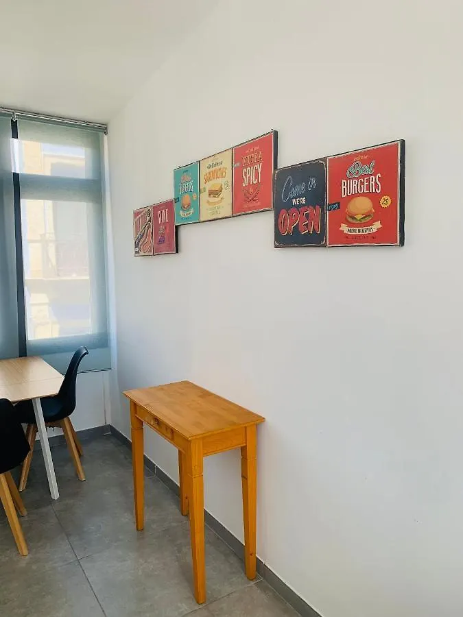 Center Living Apartment Katania