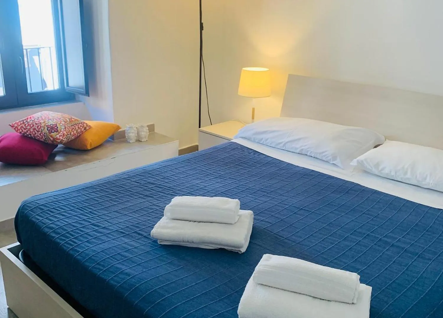 Center Living Apartment Katania